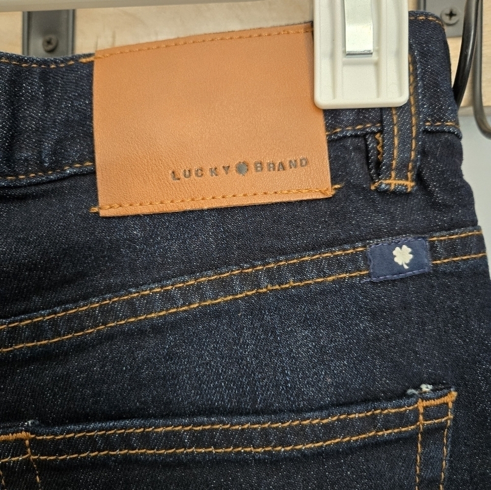 NWT LUCKY WOMEN'S CLASSIC STRAIGHT Size 25 - Picture 6 of 9